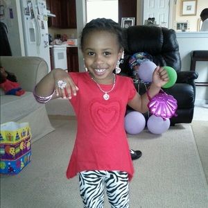 Meet your Posher, Aniya